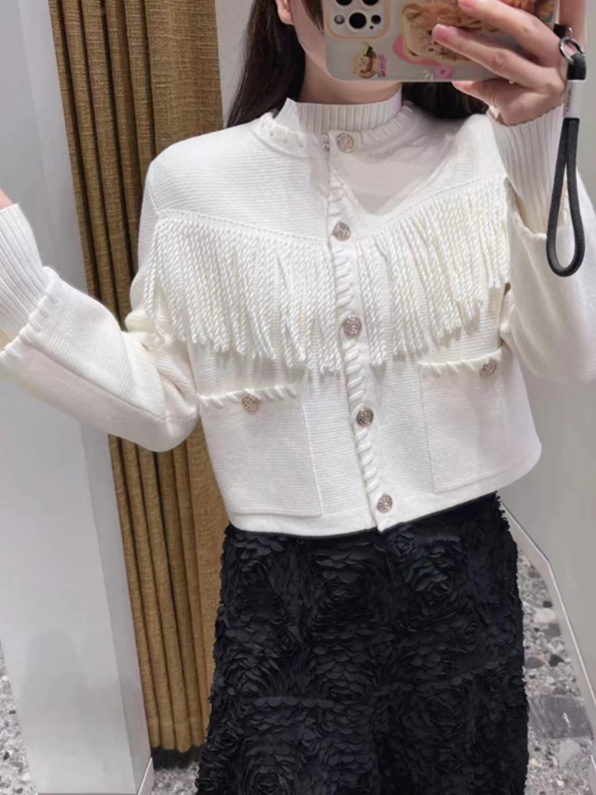 Tassel Decoration Knitted Cardigan Short Style Light Colored Round Neck Women's Coat French Niche 2025 Early Spring New Product