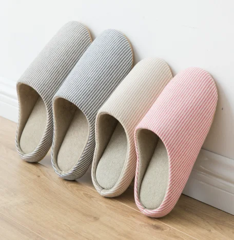 

Winter Simple and Casual Home Slippers Soft Sole Flat Heel Warm Couple Slippers Colorful Striped Oversized Slippers