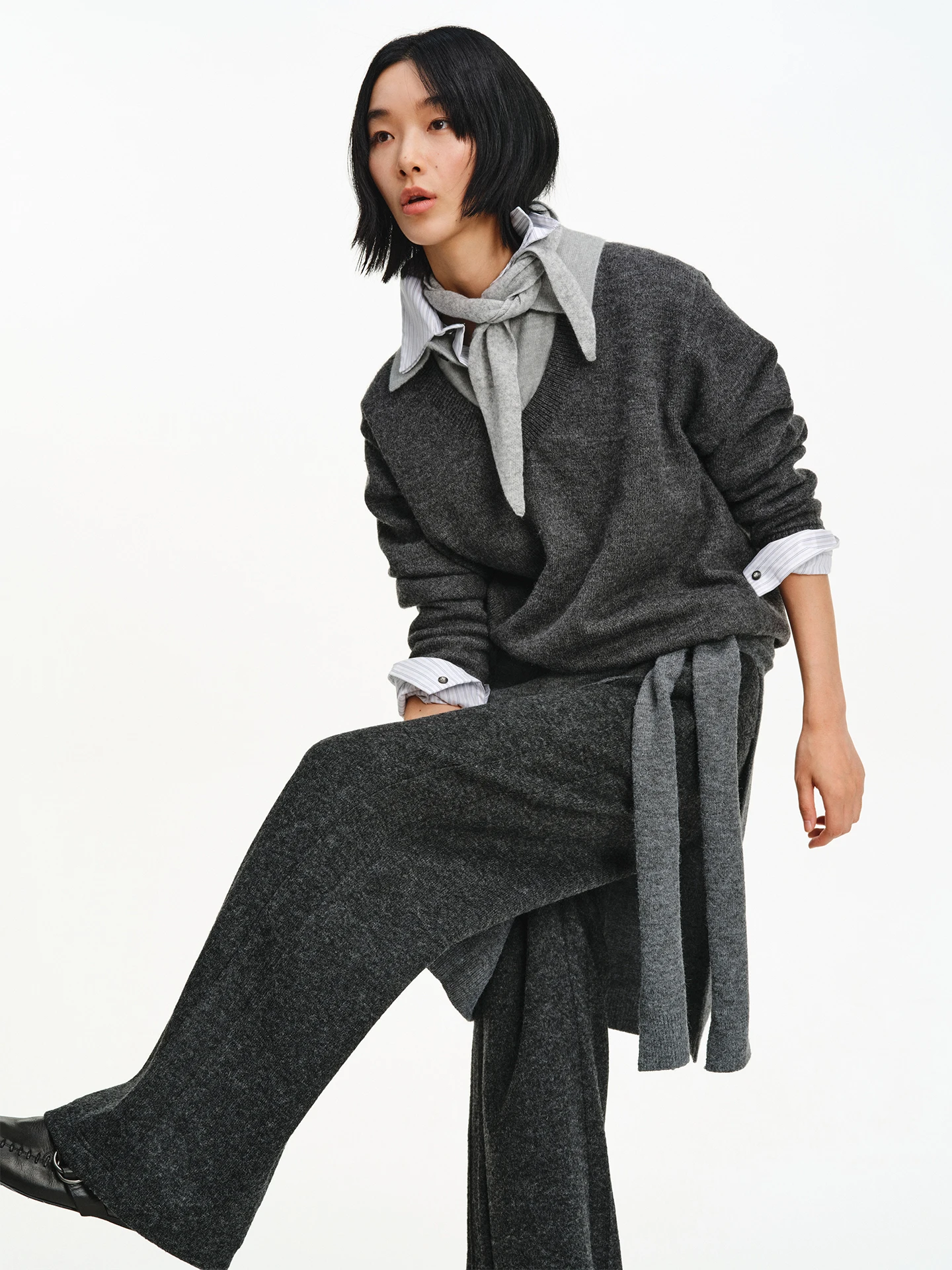 Men's 2025 Autumn New Faux Two-Piece Lapel Button Contrast Color Knitted Pullover Sweaters Male Handsome Long Sleeve Pullovers