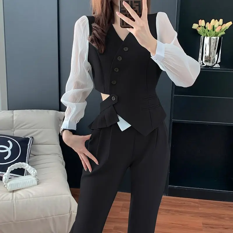 Traje profesional para mujer, camisa con botones oblicuos y pantalones de pierna ancha, estilo Hong Kong, productos europeos, 3-A74, otoño, 2024