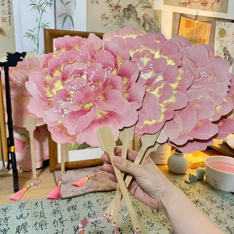 

Круглый веер с цветком пиона, реквизит для фотосессии Hanfu, стиль Тан, национальный подарок группы Luoyang, веер для туристов, украшения для дня рождения