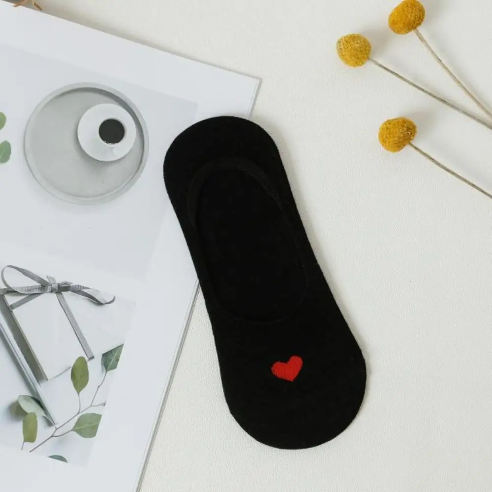 5 أزواج تنفس الحب القلب قارب الجوارب الحلو المضادة للانزلاق قصيرة جوارب أنبوبية منخفضة قطع الجوارب النسائية غير مرئية الصيف