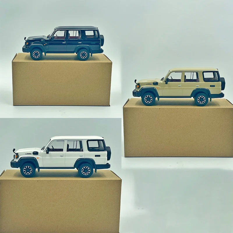 Diecast Car Model 1:30 TOYOTA LC70 Alloy Car Model Toys for Boys Collection Display Hobby Original Box