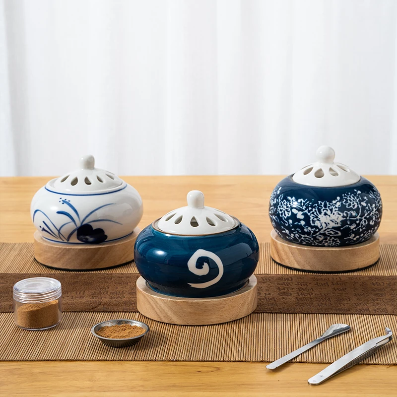 Japanese Style Electric Incense Burner Ceramic  Timed Temperature Regulation Essential Oil Burners Sandalwood Plugged In Censor