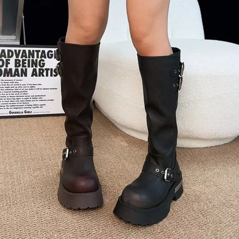 جديد أحذية عالية للنساء الشقق منصة أحذية من الجلد الاتجاه دراجة نارية الأحذية 2025 موضة احذية الجري الثلوج الدافئة بوتاس موهير