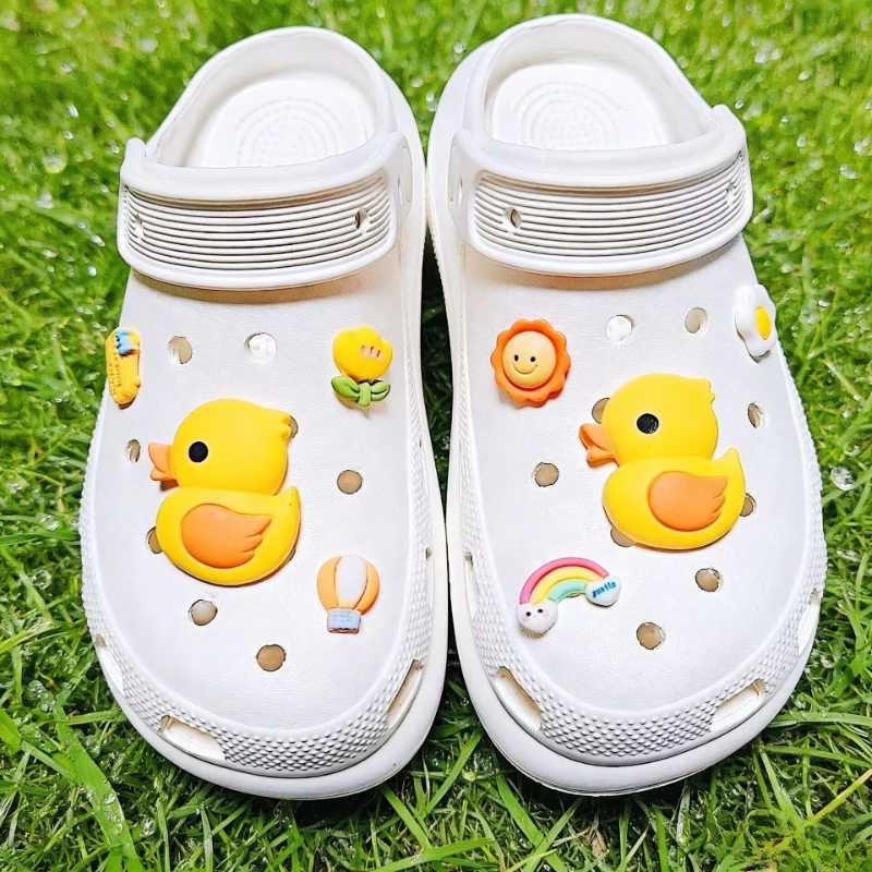 8PCS New Lovely Cartoon Duck Hole Shoe Charms Decorations In