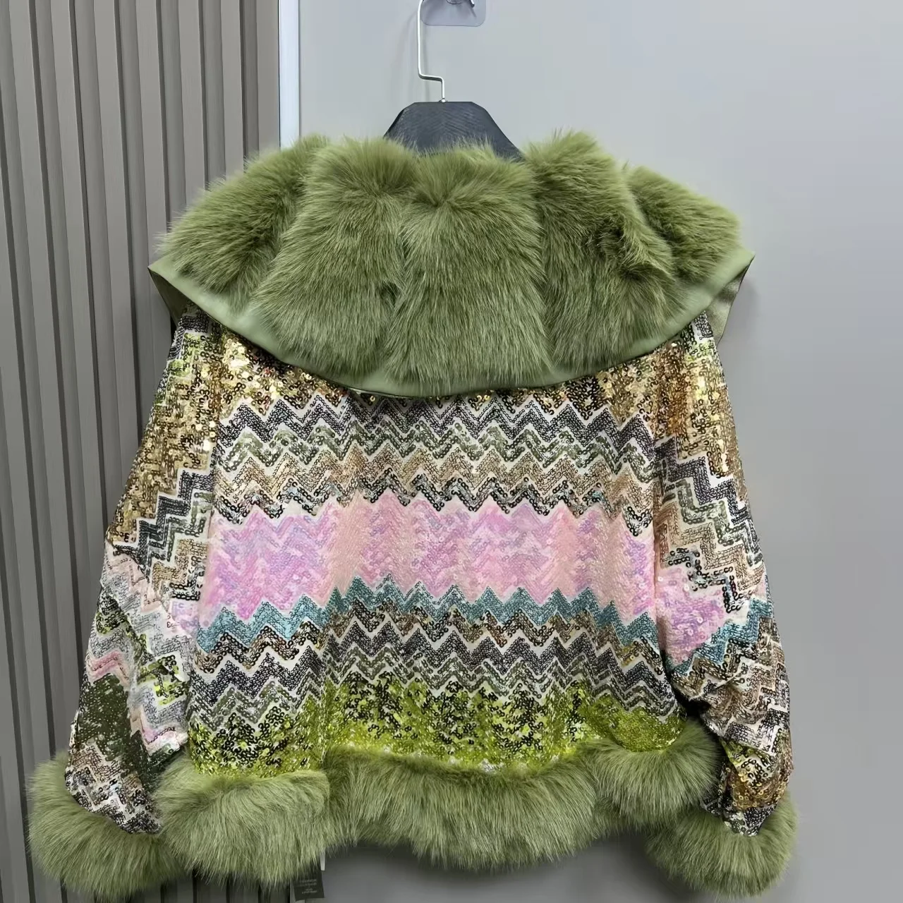 Faux Fur Coats for Women,Covered Button Jacket,Thicken Warm Female Clothes, High Quality,Sequins,New, Winter, 2025