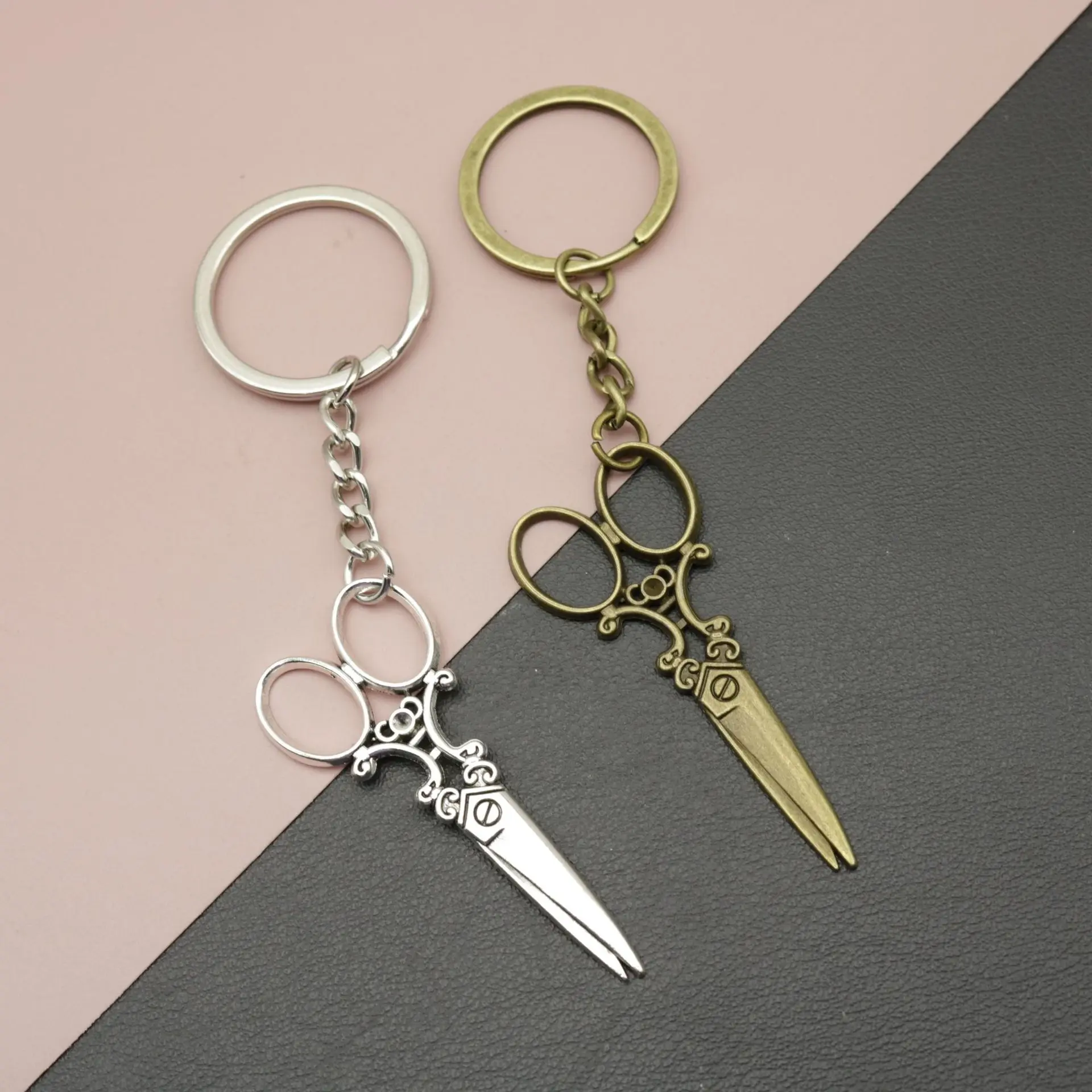 2024 Hot selling Jewelry Simple Scissors Keychain Pendant