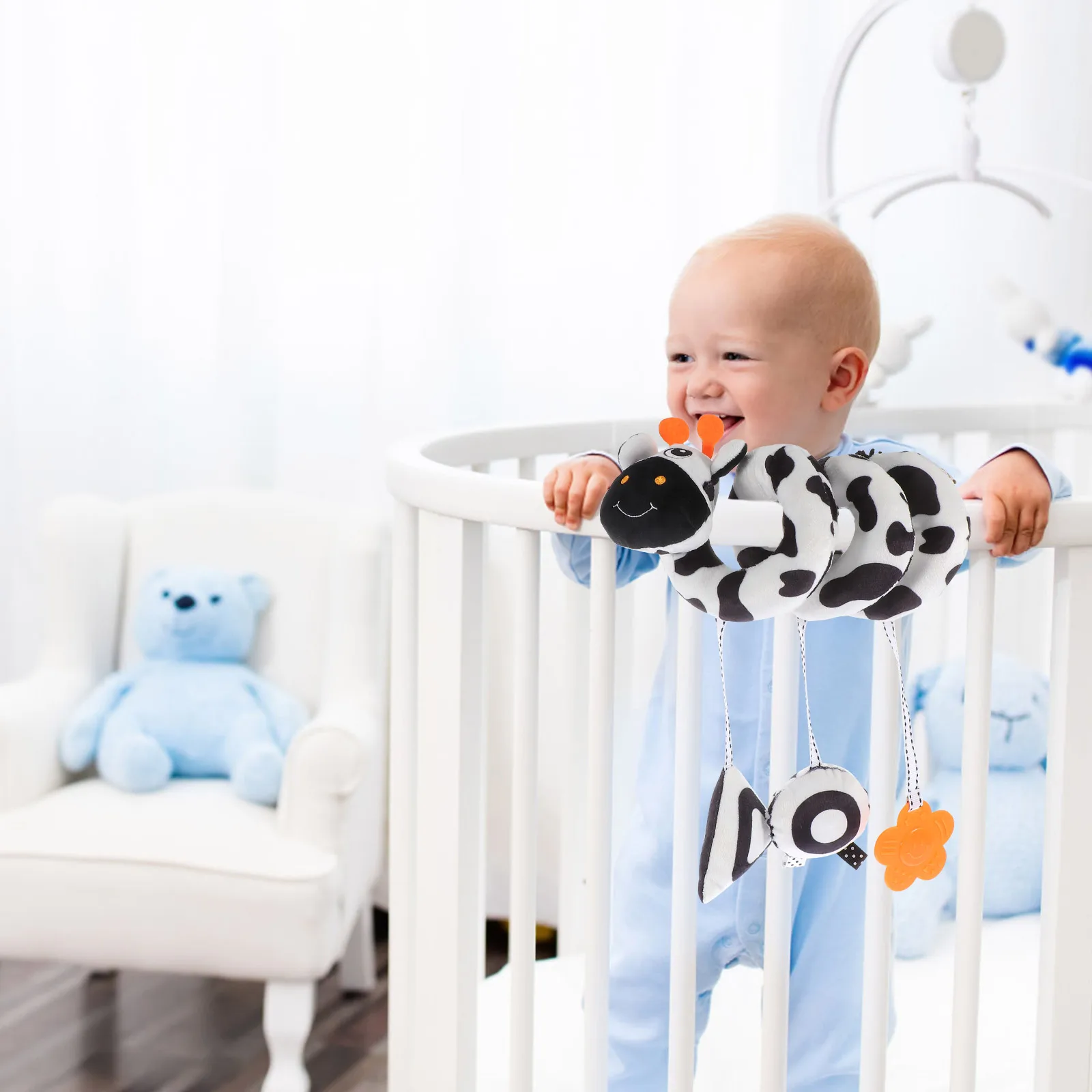 

Black Bed Mobile Cloth Premium Material Bell Hanging Cot Pendant Newborn Decor Plaything Infant Gym Baby