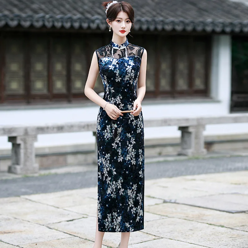 

Velvet National Style New Chinese Long Autumn Cheongsam Sleeveless 2025 New Young Women's Retro Evening Dress Qipao