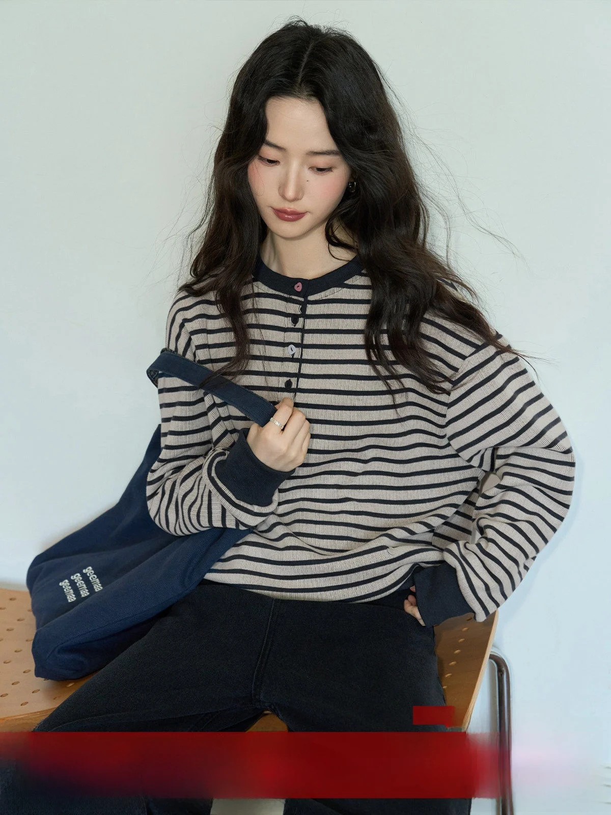 

Loose Fit Henry Collar Hoodl Sweatirt Women's New 2025 Winter Sle Color Blo Stripe Design Slimming Inner Wear Top