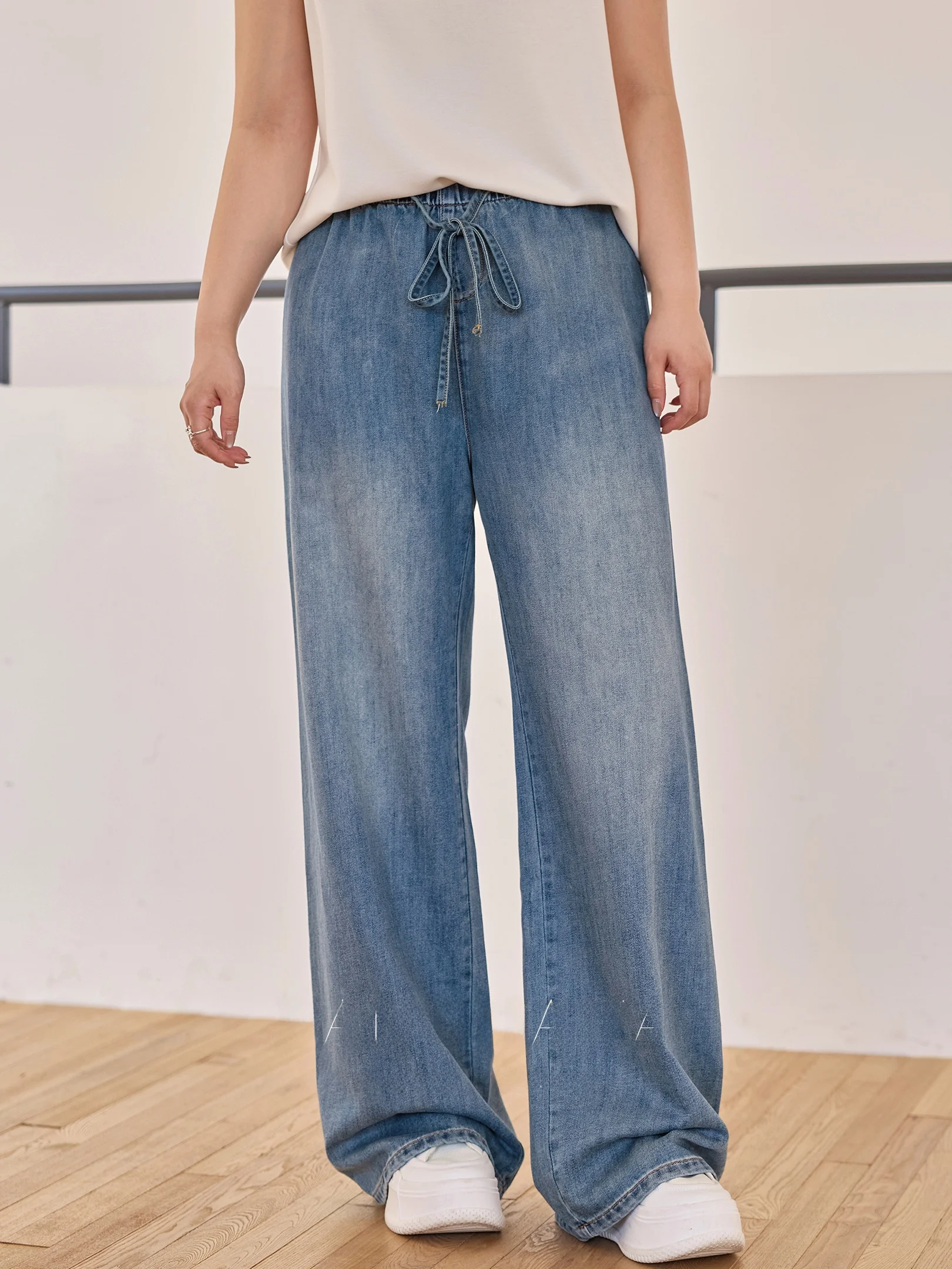 

plus Size Women's Summer Thin Loose Elastic Waist Straight Leg Jeans Casual Style Multi Pocket Cotton Blend Breathable Long P...