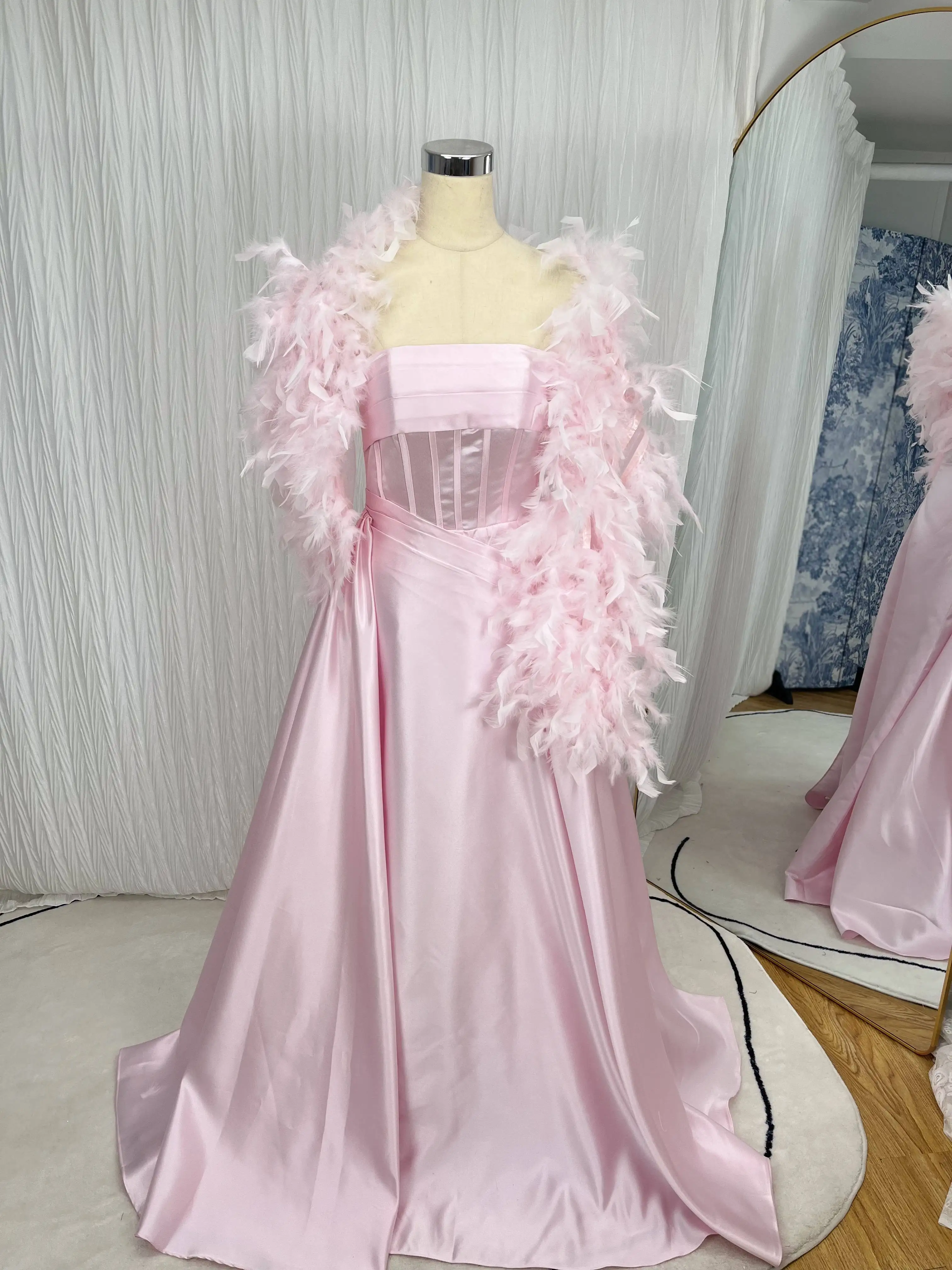 Pink Satin Off-shoulder Feather Elegant Long Tail Saudi Arabia Dresses Women Gala Customized Women\'s Evening Dress Quinceanera