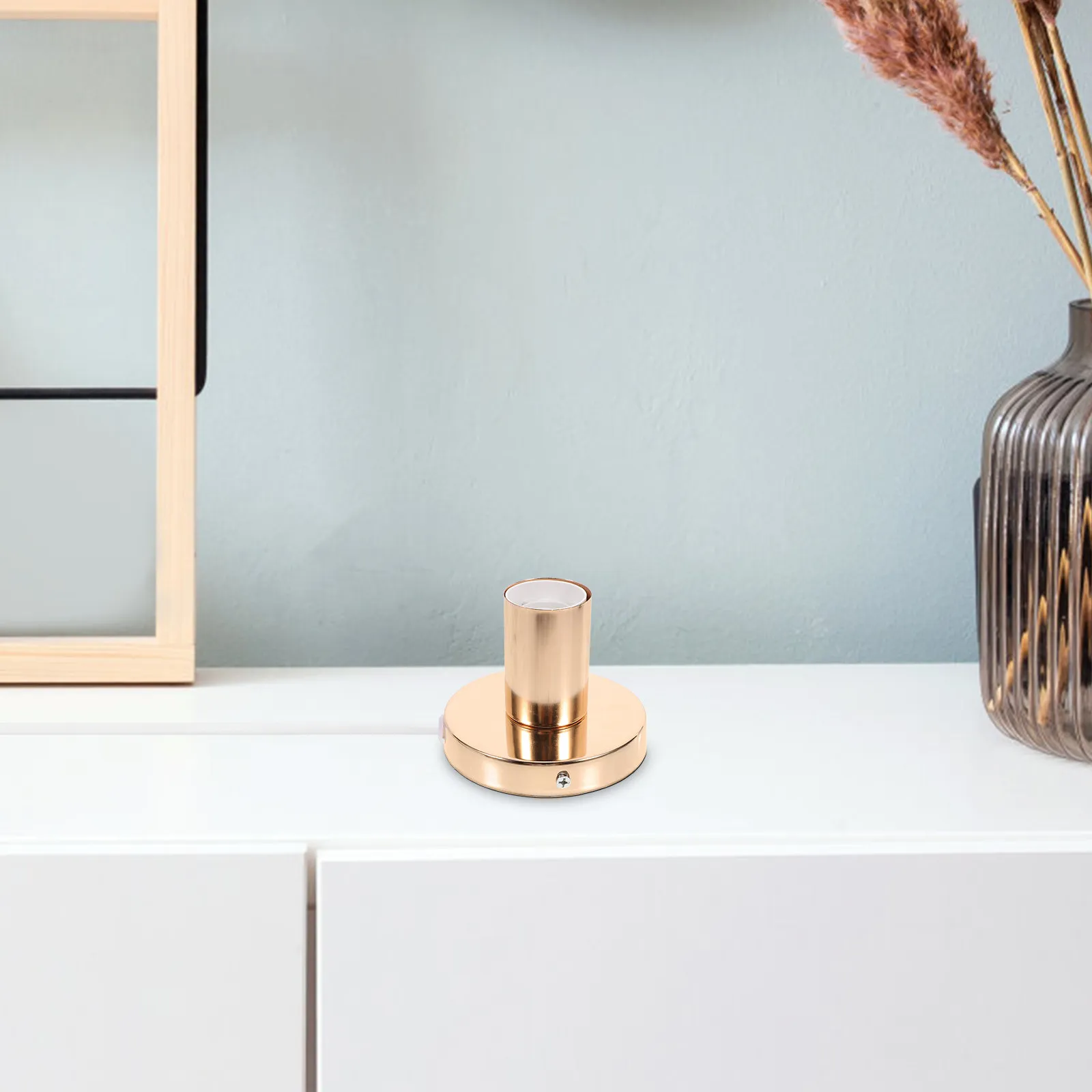 

Маленькая металлическая подставка для настольной лампы в винтажном стиле, патрон E27 с выключателем на шнуре, вилка EU, простая установка, безопасно и надежно для стола