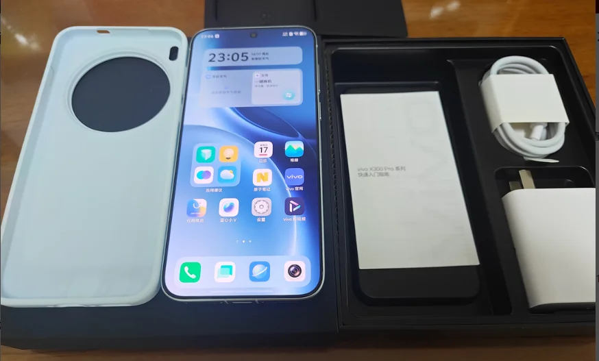 Chinese Version VIVO X300 Pro 6510mAh 90W SuperVOOC 40W Wireless Dimensity 9500 6.78" AMOLED 120Hz 50MP Rear Camera OIS