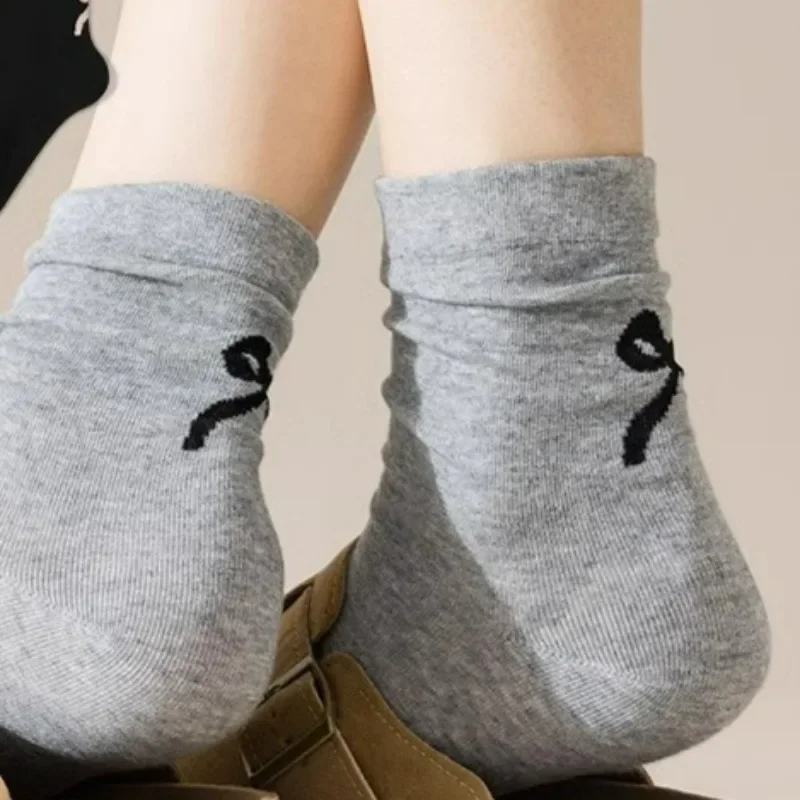 Comfortable Bow Mid Length Sock Women Breathable Simple Printing Socks JK Girls Shopping Outside Sweet Cute Lace Bowknot Hosiery