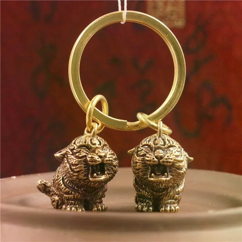 Vintage Metal Brass Tiger Keychain Animal Figurine Key Ring DIY Jewelry Bag Hanging Accessories