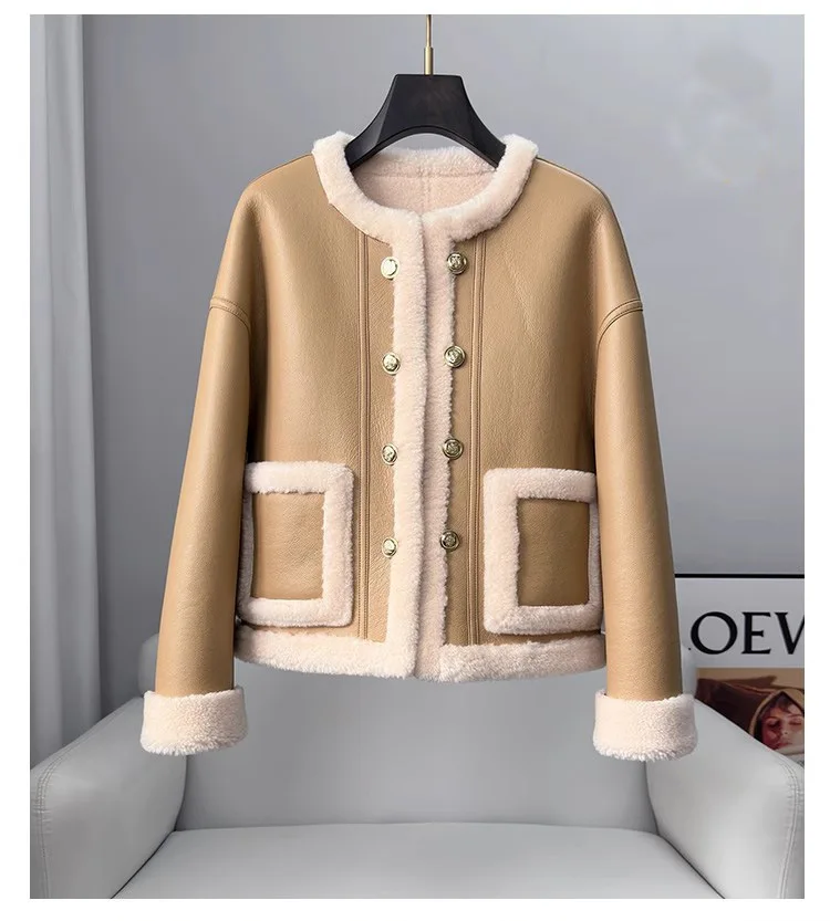 2024 Sheep cut velvet coat, fur integrated women's short full wool fur coat, round neck, youthful trend for reducing age,  new