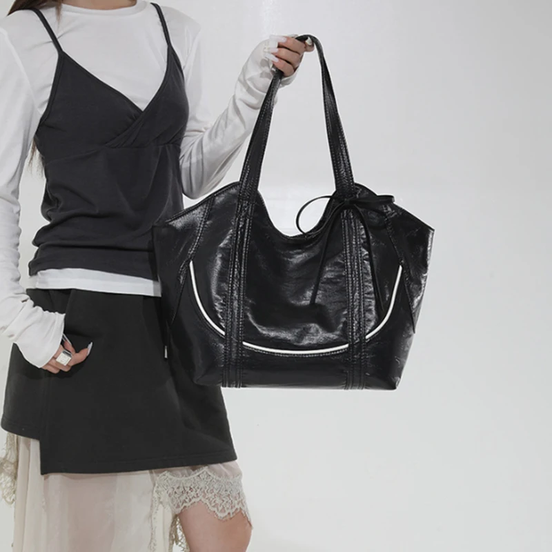 Korean Simple Solid Color Handbag Bow-decor Tote Bag Soft Leather Large Shoulder Bag Magnetic Snap Design Commuter Motor Bag