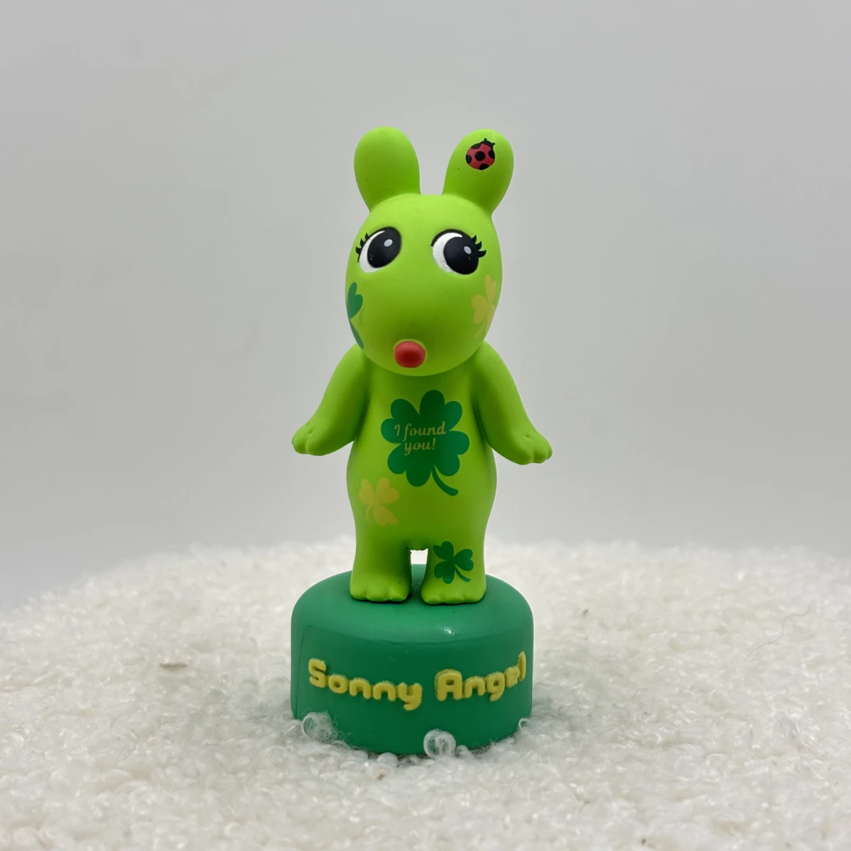 سوني أنجل ميني الشكل الذكرى الخامسة عشر روبي أنجل سيكريت صندوق أعمى أربع أوراق البرسيم القلب ستار الفراولة