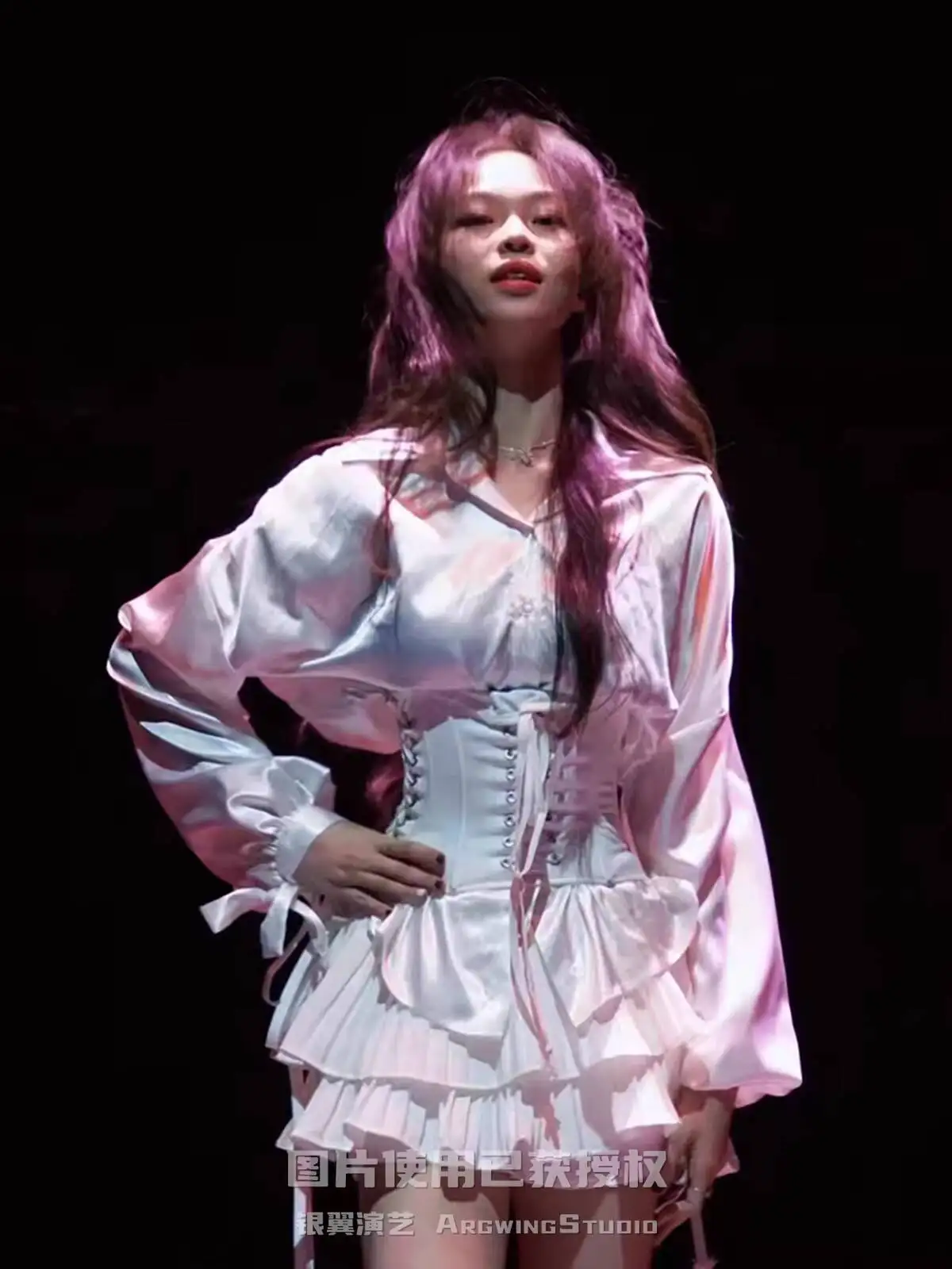 

3pcs Kpop idol Dance Outfit pink Set Girl Group Stage Performance Costume Hip Hop Street Dance Adult women Skirt Set
