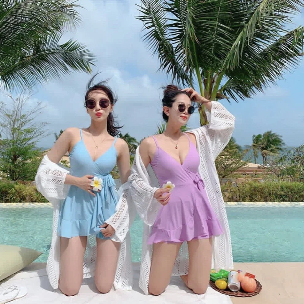 Blue One Piece ชุดว่ายน้ําหญิง 2025 ชุดว่ายน้ําเกาหลีผู้หญิงชุดว่ายน้ําชายหาดฤดูร้อนสวม Bather Monokini ว่ายน้ํากางเกงขาสั้น