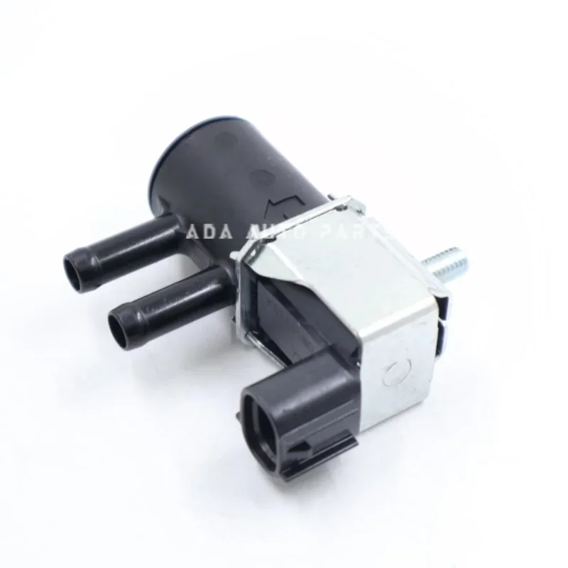 الأصلي والجديد K5T48580 18117-78K00 K5T48574 علبة بخار تطهير صمام الملف اللولبي لعلبة جراند فيتارا كيزاشي SX4