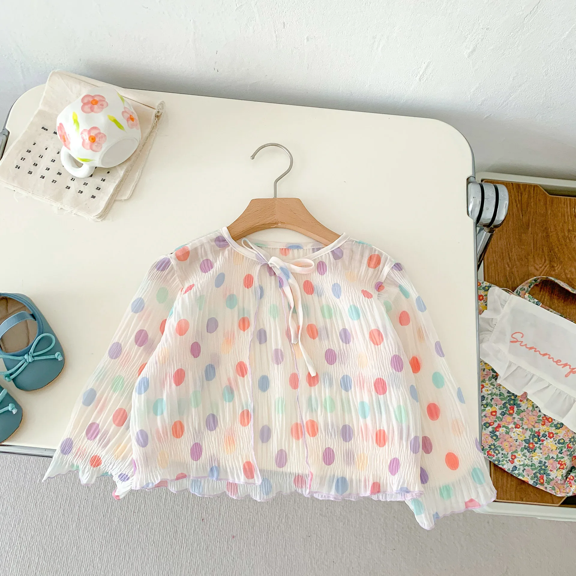 

Girls' Lace up Cardigan Sunscreen Clothing 2025 Summer Children's Thin Outerwear Baby Rainbow Polka Dot Air-conditioned Shirt