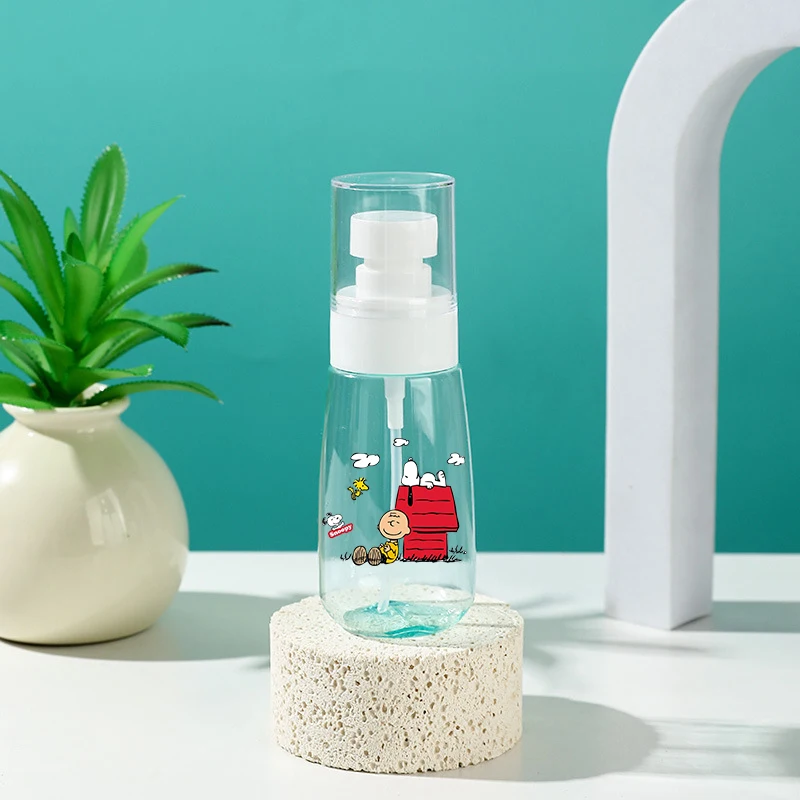 60ML Snoopys Portable Spray Bottle Girls Boys Plastic Refillable Bottles Perfume Sub-bottling Cosmetic Makeup Spray Bottle Gift view 3