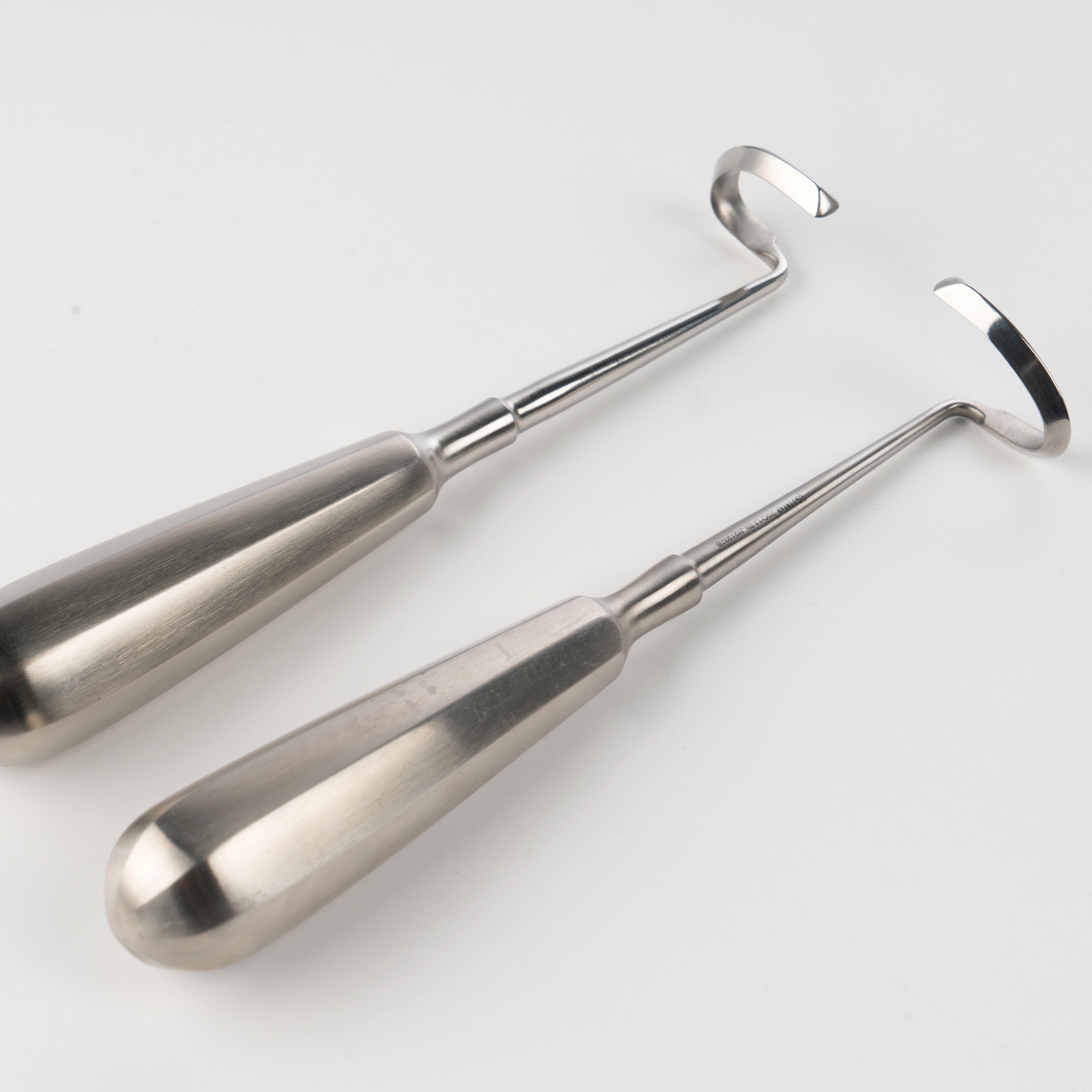 

Stainless Steel Rhinoplasty Surgical Instruments Nasal Cartilage Dissector U Type Rib Cartilage Dissector