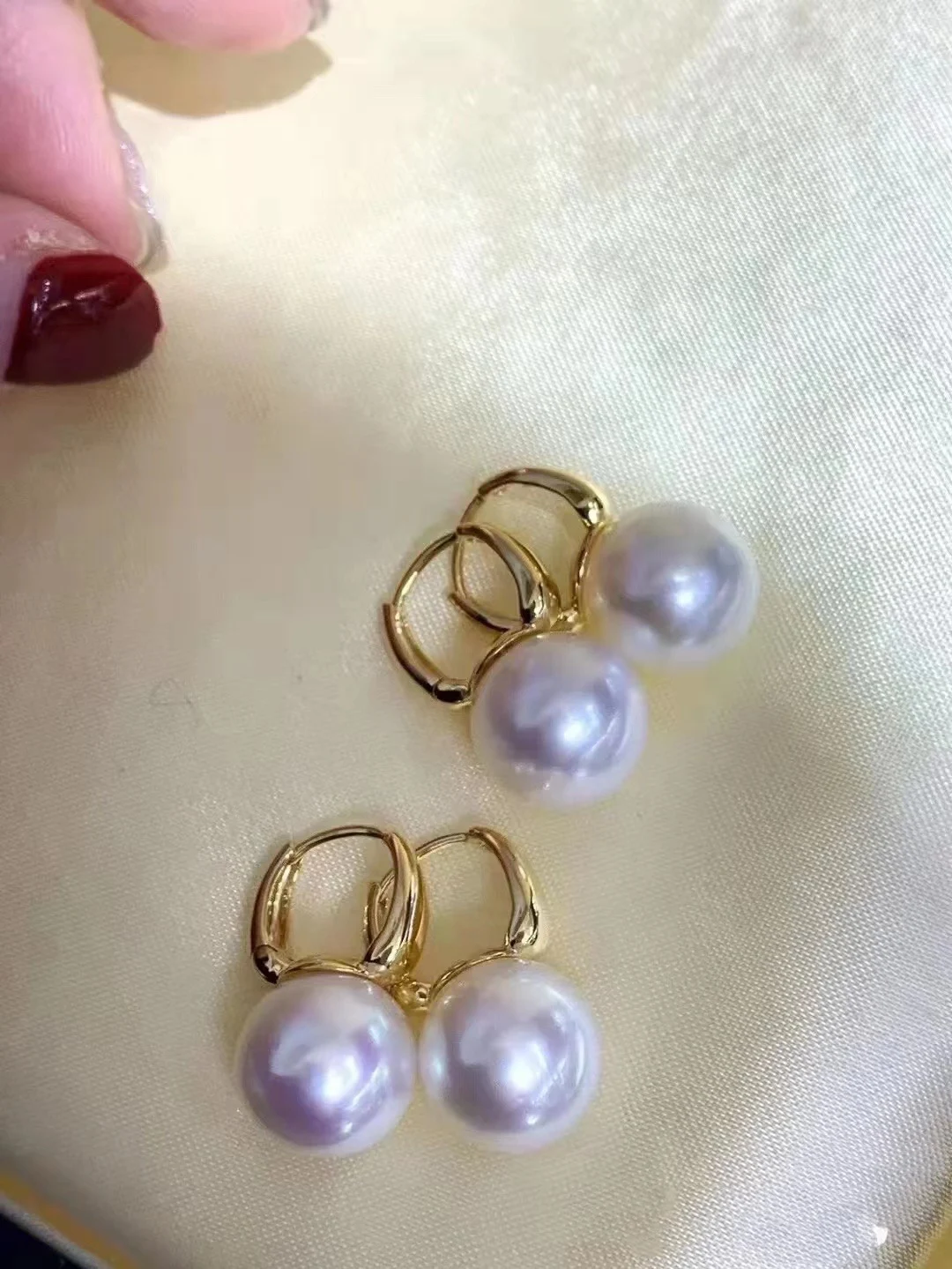 

JCY Fine Jewelry Pure 18K White Gold Natural 11-12mm AAAAA Fresh Water White Round Pearls Earrings for Women Fine Pearl Earrings