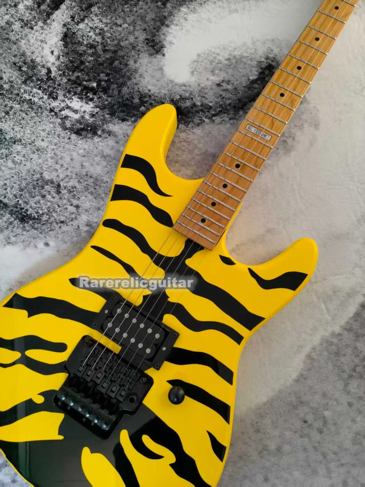 New 6-string Georg Yellow Tiger Stripe Electric Guitar with Double-Locking Tremolo, Black Hardware