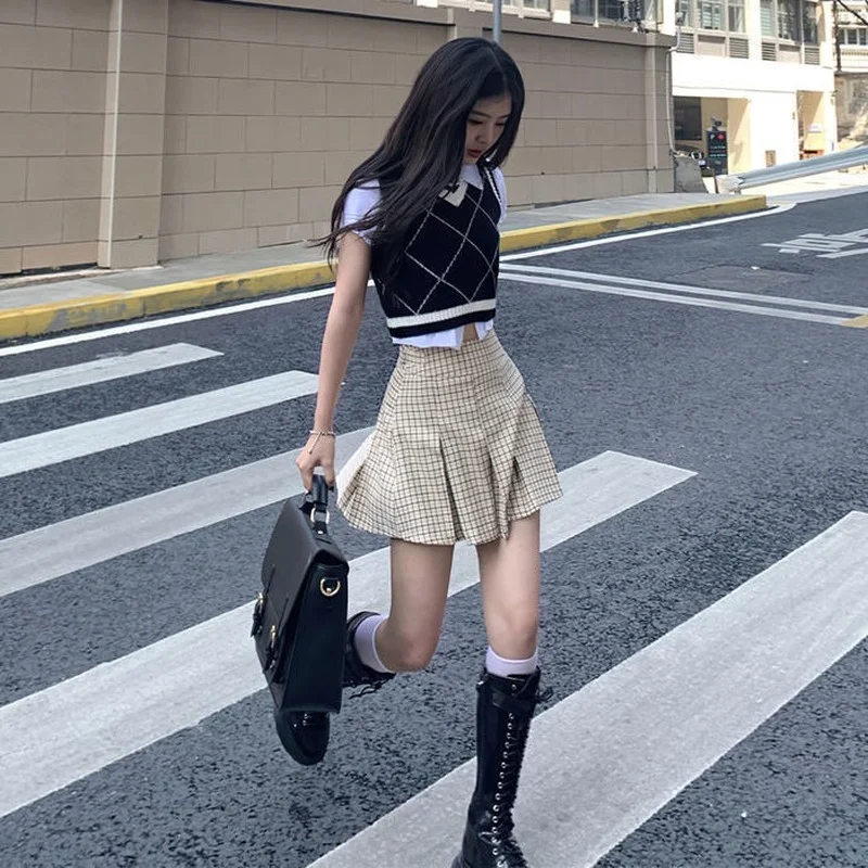 Sweater Vests Women Argyle Knitted Casual All-match Loose Fashion Elegant Korean Style College Spring Sleeveless Female Cropped