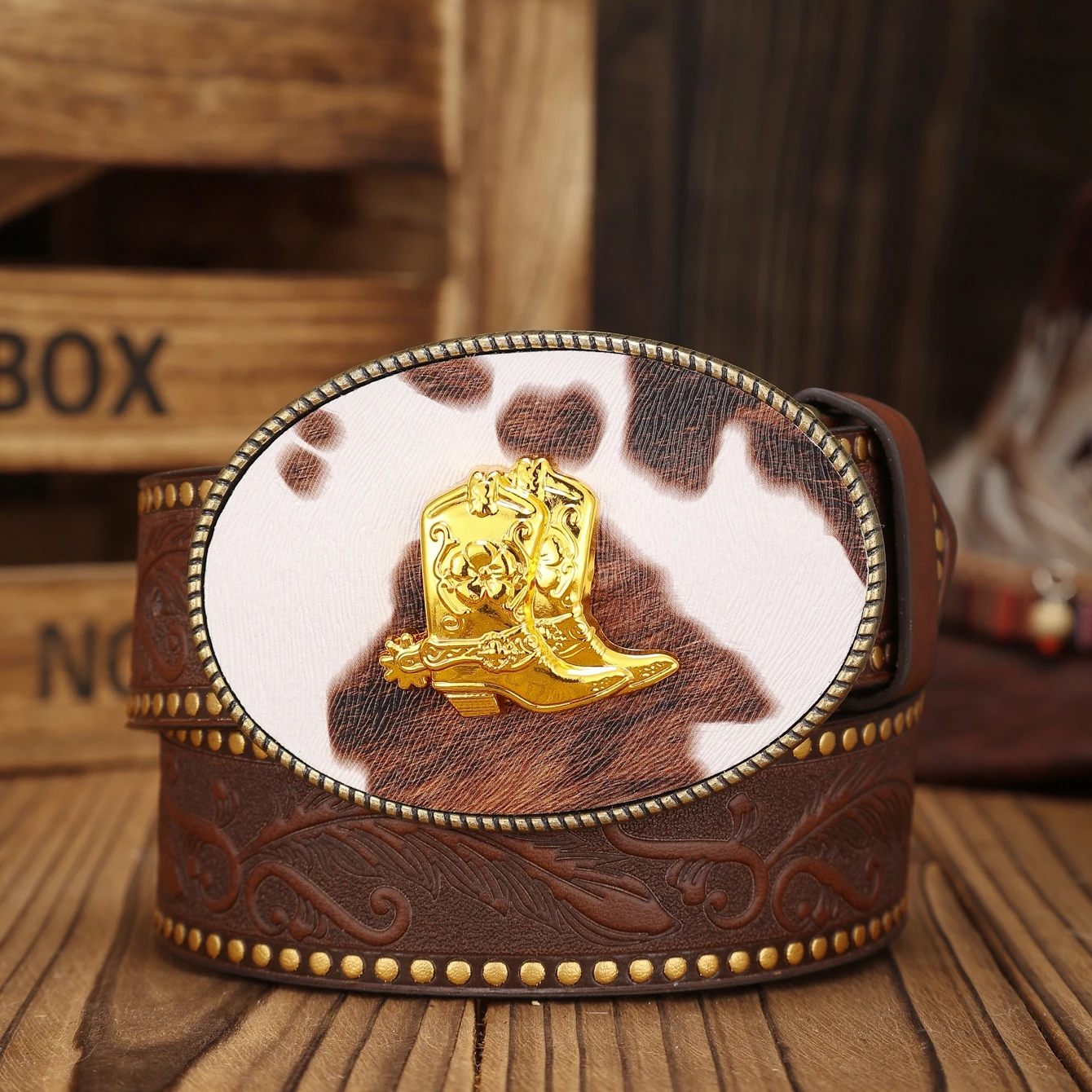 A Western-Buckle PU Belt Suitable for Both Men and Women, A Unique and Retro Brown Belt (With Perforated Nails Included)