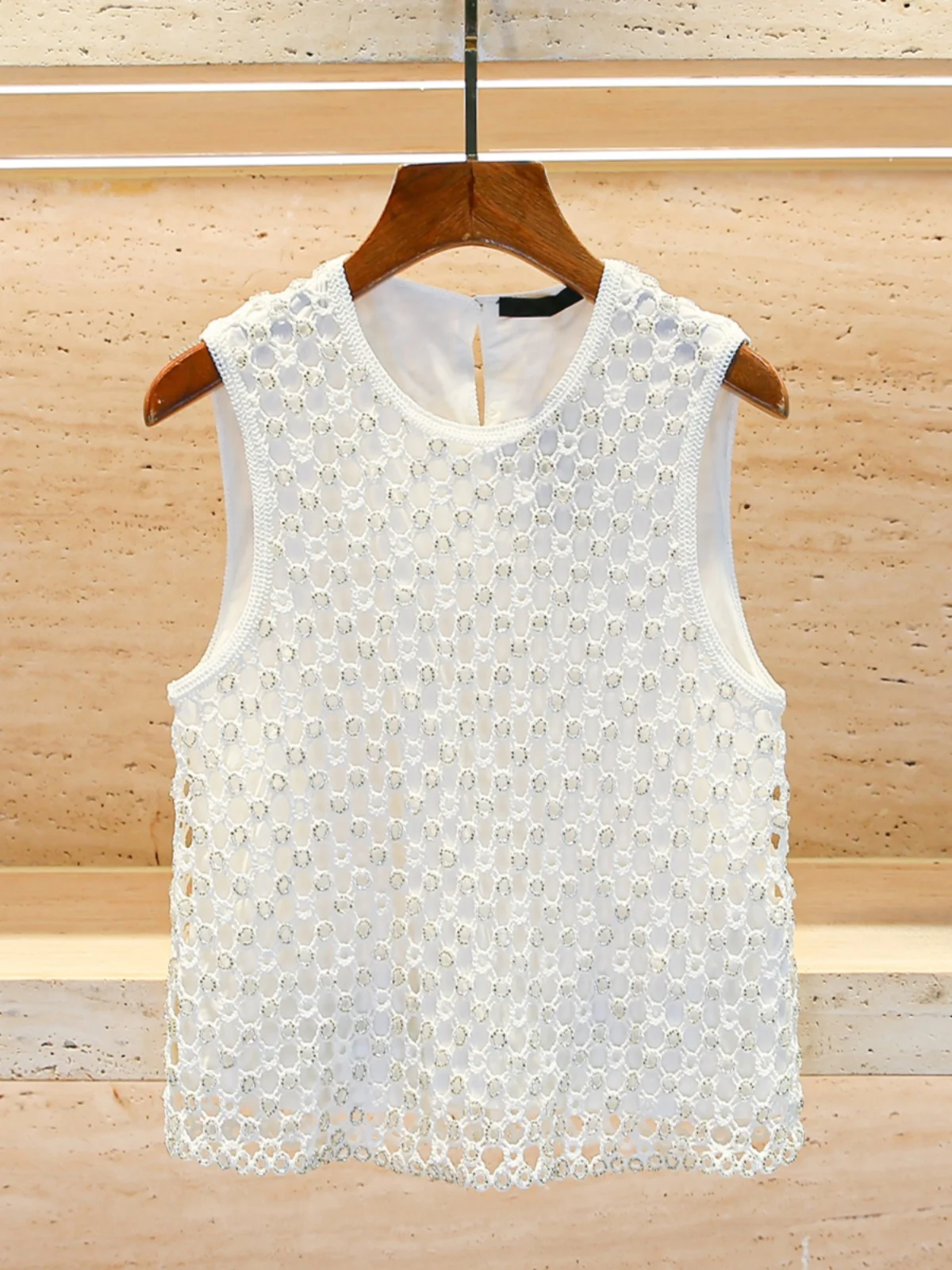 

M Home Nan You Высококачественный европейский женский жилет с вырезами Diamond Embellied Top Spring Faion Commute Sle