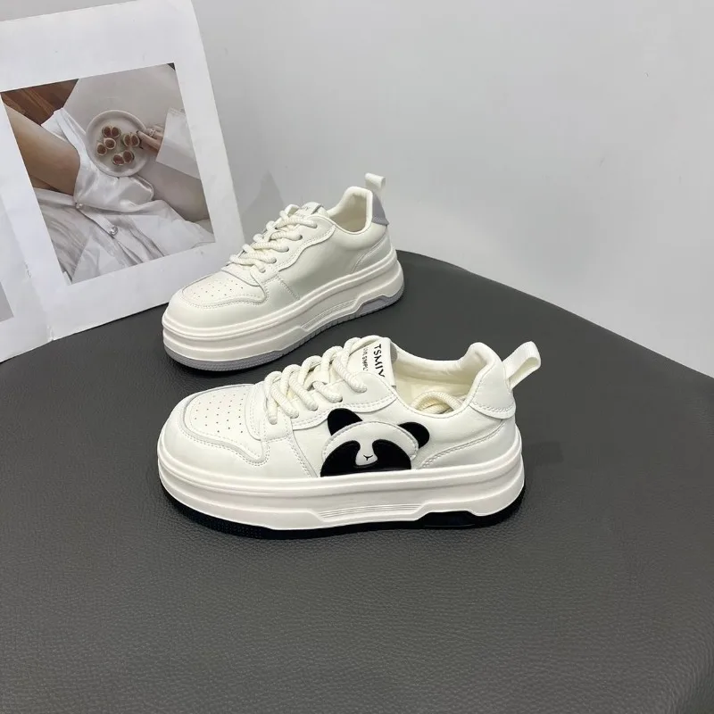 White chunky sneaker women 2024 spring sport shoes platform trainers woman fashion casual pu leather shoes cute panda sneaker