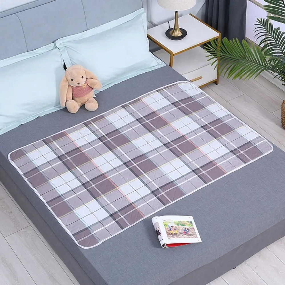 Durable 80*120cm Urine Mat Cartoon Waterproof Bed Protector Diaper Washable Skin-friendly Baby Sleeping Underpads Elder