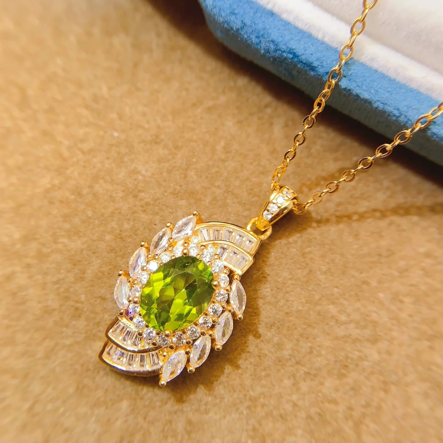 جديد 925 الفضة 7x9 مللي متر peridots قلادة طوق سلسلة عالية المستوى سهلة مطابقة ضوء الموضة الفاخرة النساء