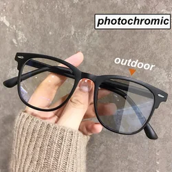 Outdoor Photochromic Glasses Vintage Retro Color Changing Oval Frame Sun Glasses Unisex Women Men Sun Shade Anti-UV Eyewear