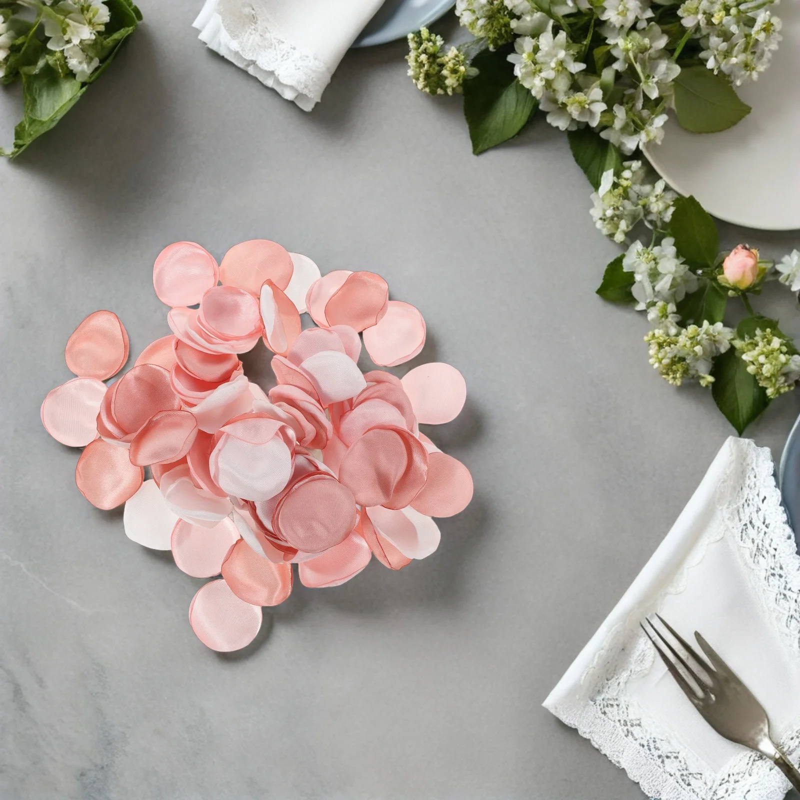 

300Pcs Realistic Artificial Rose Petals Silk Texture Romantic Night Decorations Wedding Ceremony Scatter Table Confetti Bridal