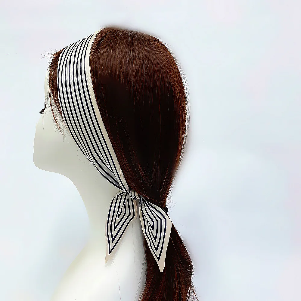 2022 Black and White Striped Print Scarf Women Luxury Narrow Headband Fashion Women's Bag Silk Scarf Girl Headscarf