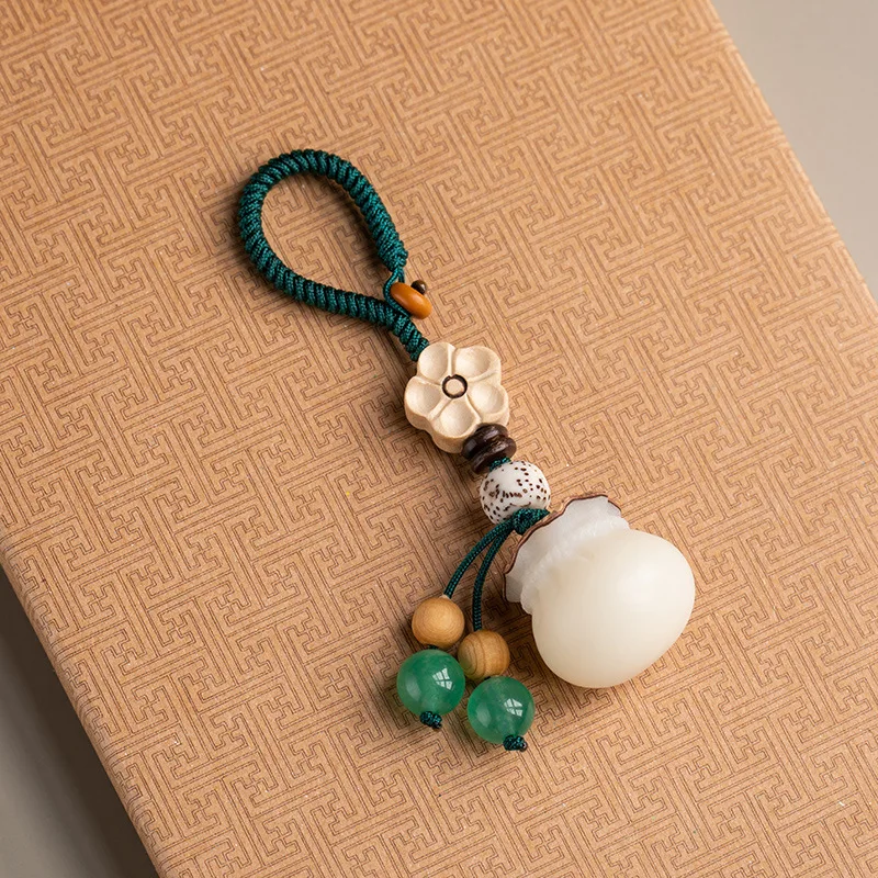 Jade Lotus Keychain Luxury Keychains Jewelry Chalcedony Key chain Phone Charm Car Accessories Fashion Gift Agate key holder