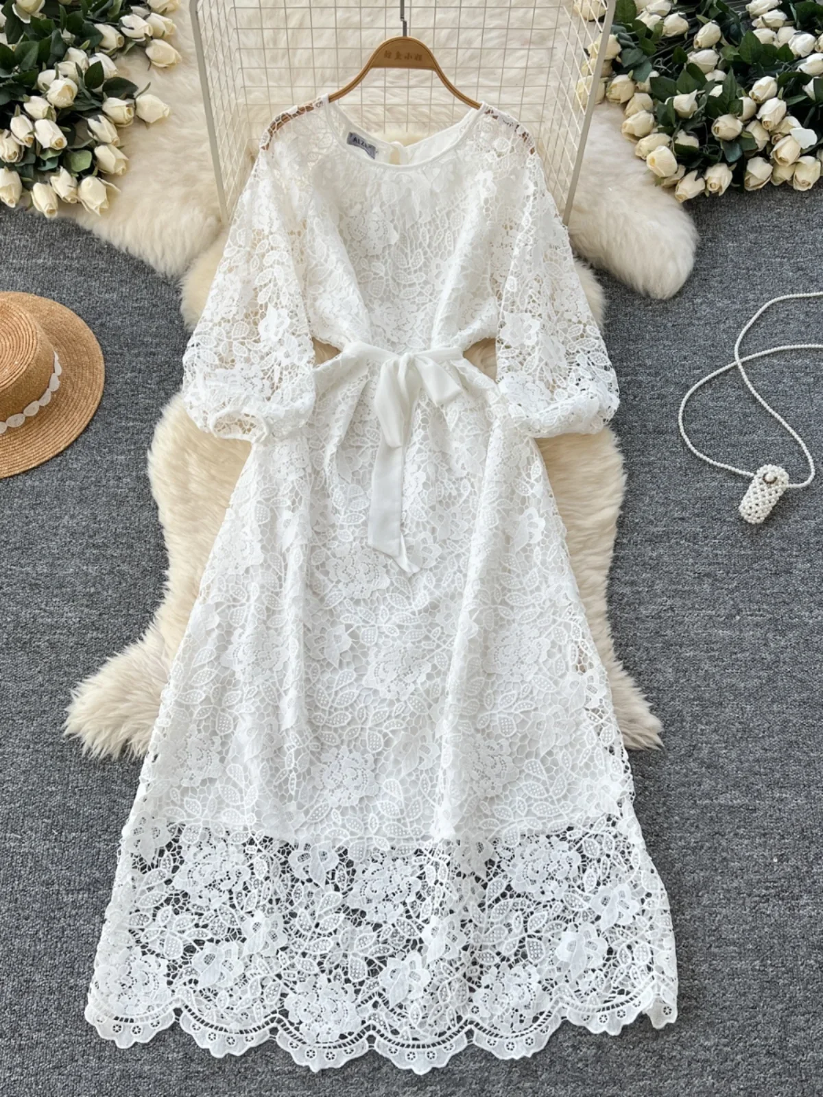 Ofallsis French Style High end Dress 2024 Winter New Lace Up Waist Cinched O neck Lantern Sleeve Water soluble Lace Long Dress