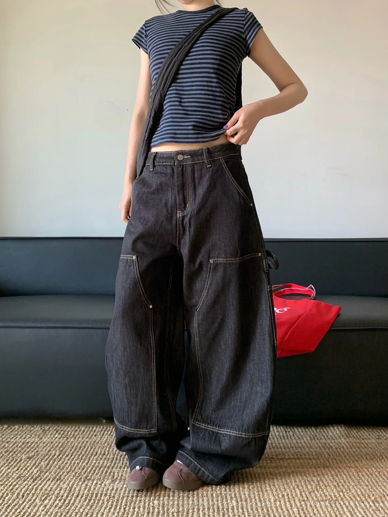 

American Retro Deconstructed Patchwork Denim Wide Leg Pants with Big Pockets And Stitching Design Natural Waist Jeans for Women