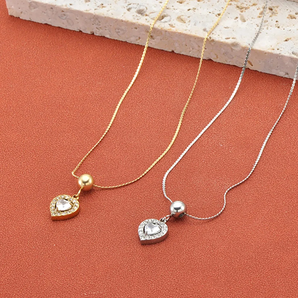 Lokaer Exquisite Daily Heart Anhänger-Halskette, 18 Karat vergoldeter Edelstahl mit eingelegten Strass-Steinen, trendiger Hochzeitsschmuck N26012