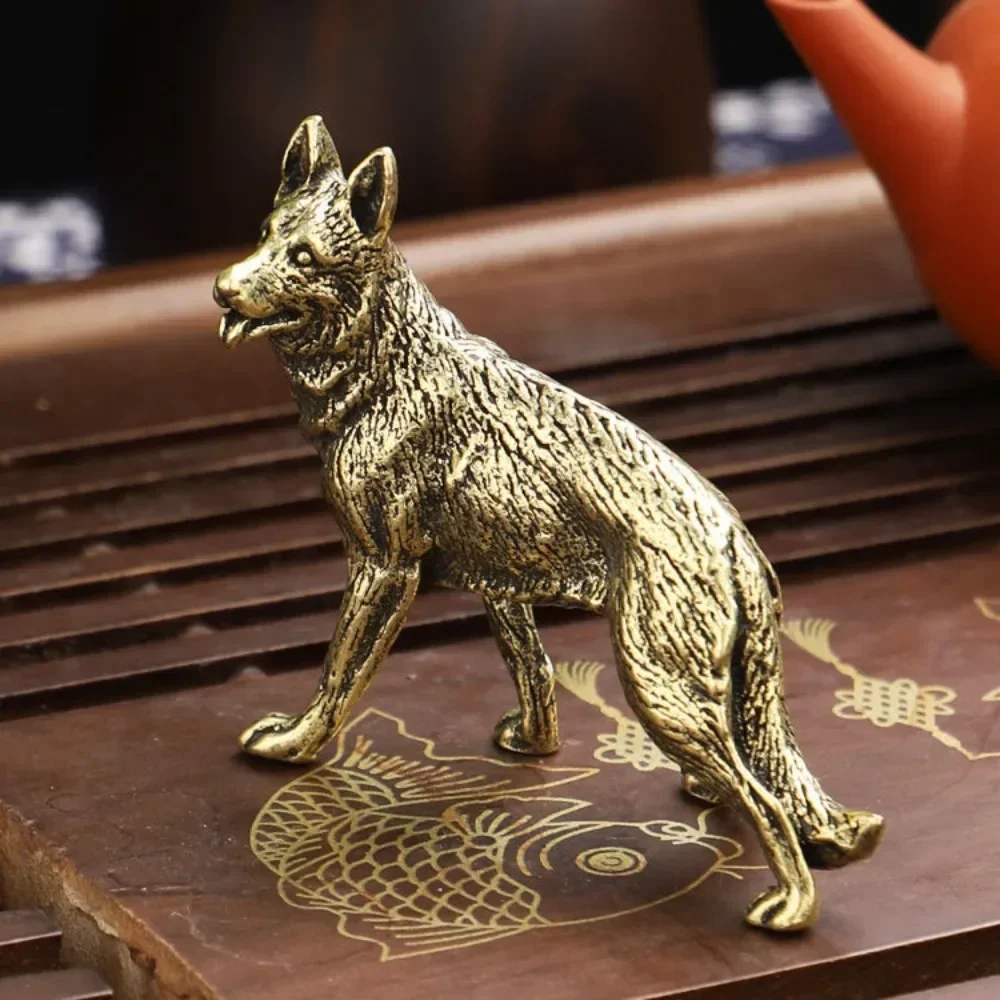 Vintage Copper Lucky Dog Miniatures Figurines Desktop Small Ornaments Chinese Classical Brass Wolf Tea Pets Home Decorations