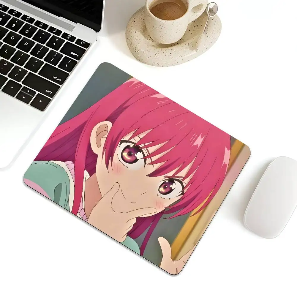 Saki Saki Girlfriend, Girlfriend Mousepad Small LockEdge Mouse Pad For Gamers Computer Desk Pad Rectangular Anti-slip Rubber