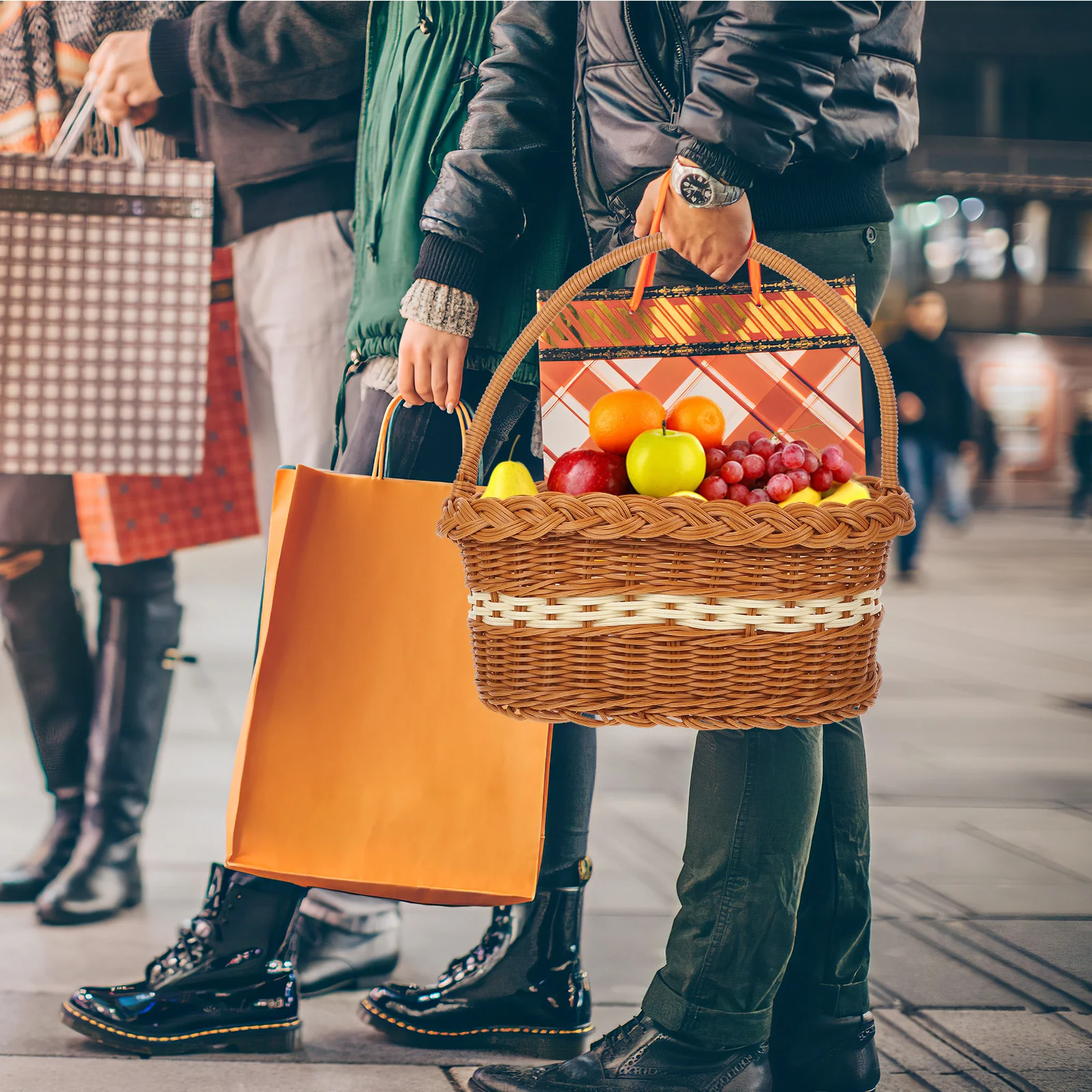 

Rattan Woven Basket Handmade Picnic Storage Home Decor Durable Artistic Design Portable Woven Basket Baskets for Gifts Empty