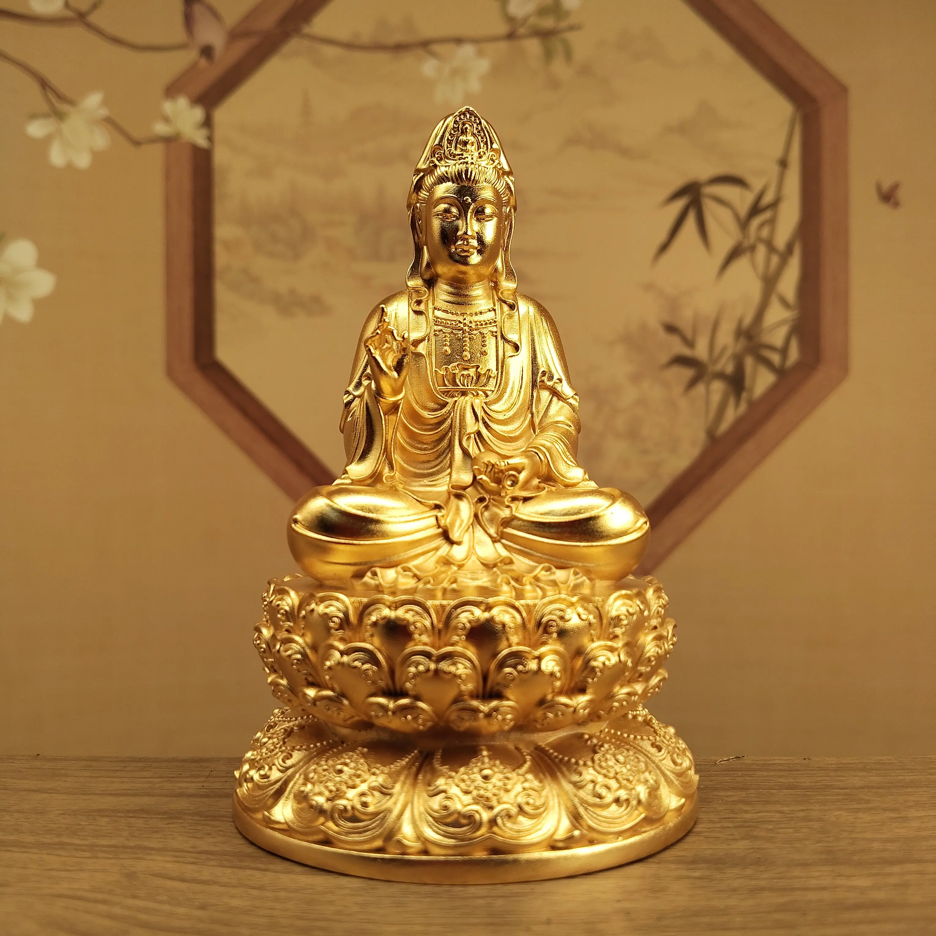 Chinese Gold-Plated Seated Lotus Guanyin Bodhisattva Statue 10cm Home Altar Blessing