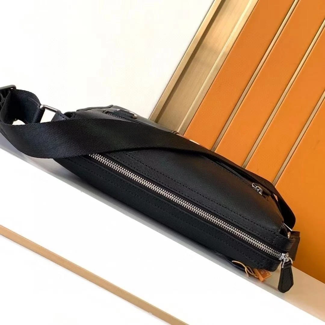 Causal B Style Shoudler Bag Leather Striped Design Men Shoudler Bag Business Office Luxury Style Men Crossbody Bag